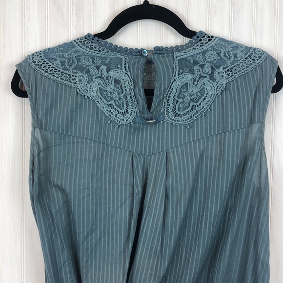 HIGH CROCHET NECK CINCH WAIST HEARTFELT DRESS - Picture 6 of 10